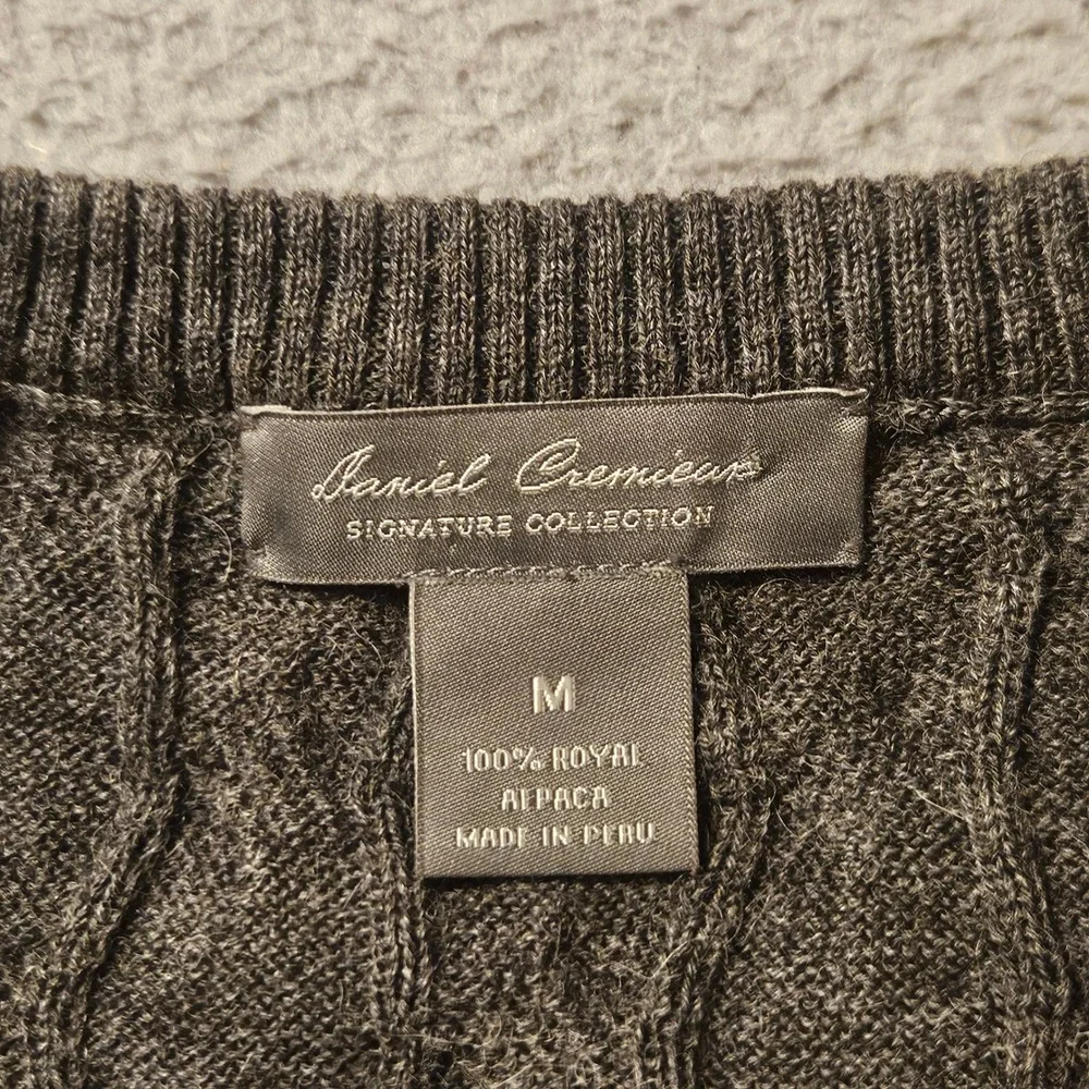 Daniel Cremieux Signature Royal Alpaca V-Neck Sweater Gray Mens Size Medium